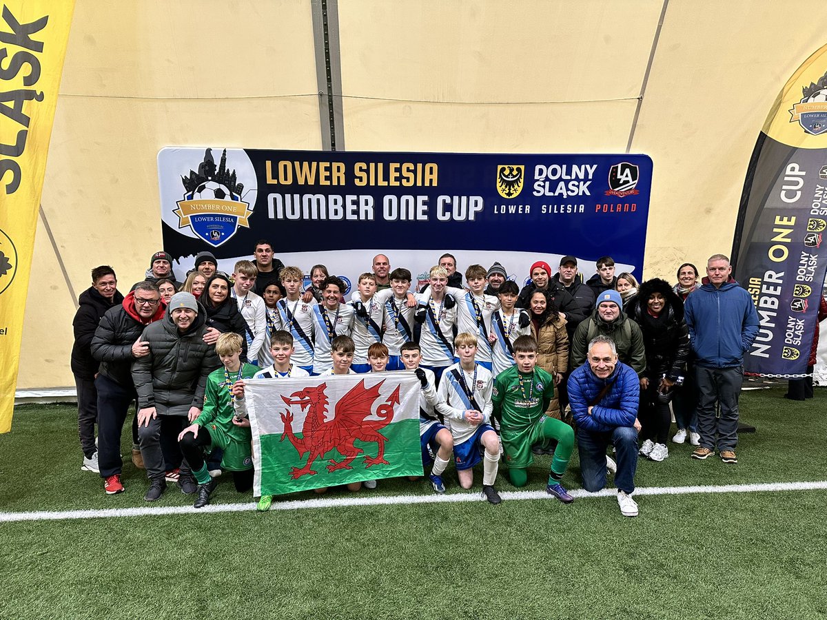 Da iawn | Well done to our U13 Boys on their involvement at the <a href="/NumberOneCup_/">Number One Cup</a>  tournament in Wrocław 🇵🇱

A memorable weekend competing against top quality opposition &amp; some marquee football clubs.
