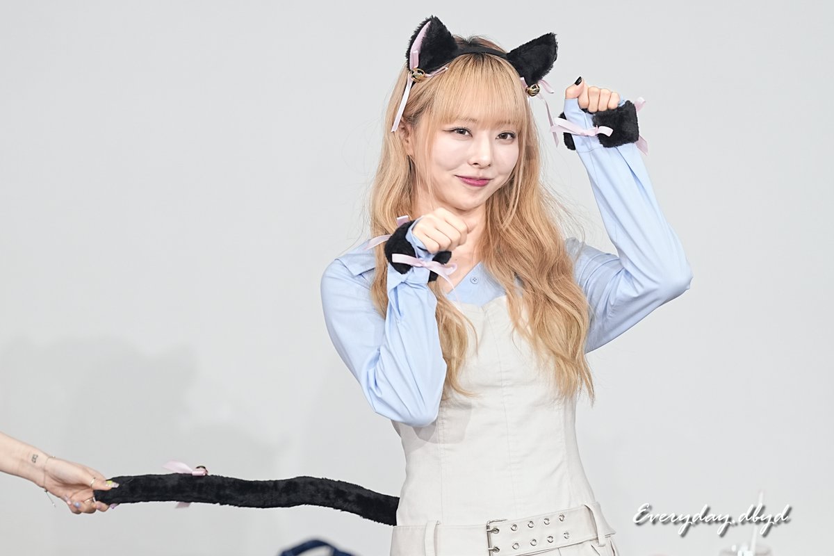 #비비 #ViVi #黃珈熙
#HAPPYVIVIDAY
Taken: 240616