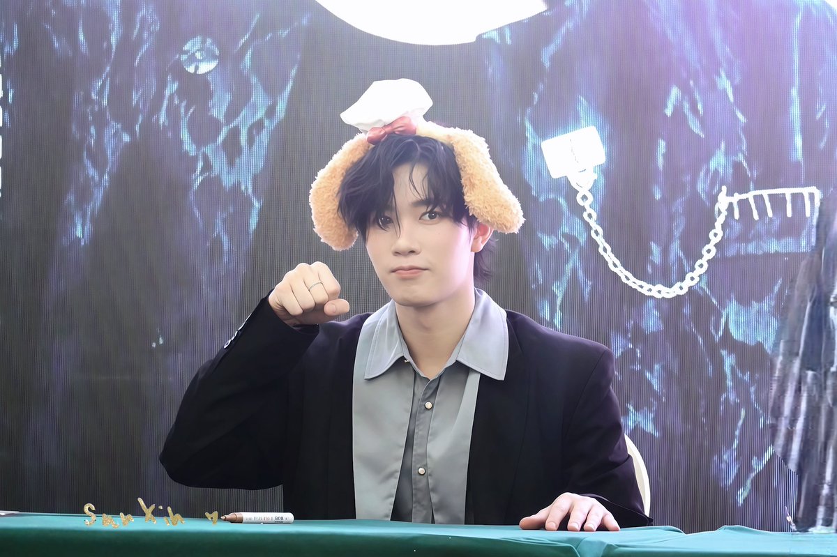 sunx0418's tweet photo. 🥹🤩完美

#BOTWTTYfirstfansigninshanghai 
#Mynameis_yim 
#MyAlienz https://t.co/SguUEzI1z1