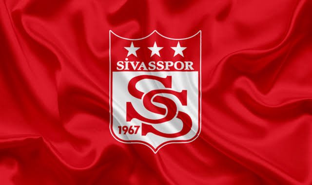lamelaback's tweet photo. Kadıköy’den sonra kazanması en keyifli deplasman seneye daha hazırlıklı gelin bir daha yenelim https://t.co/AFrPtQ7aXp