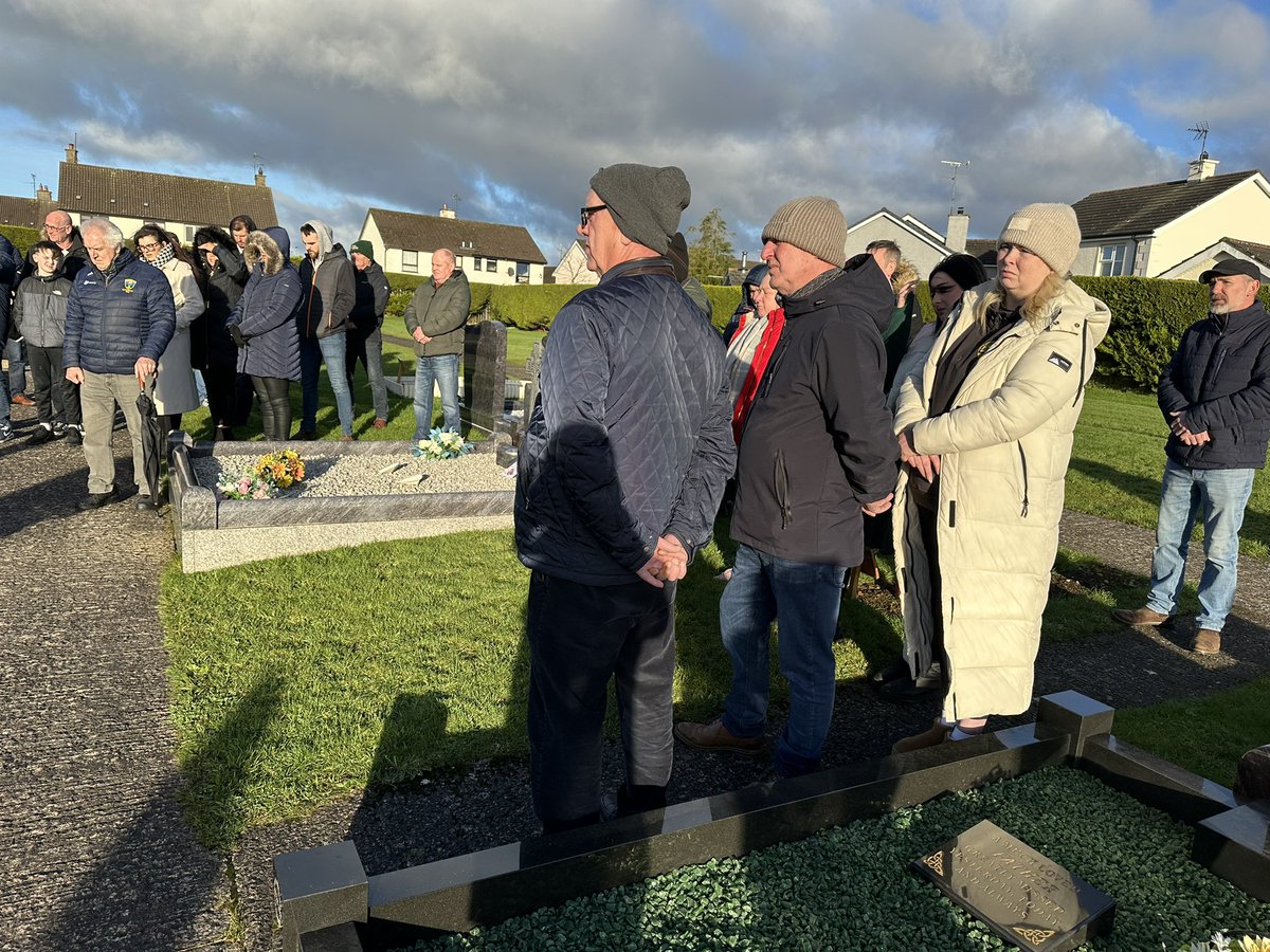 NorthAntrimSinn's tweet photo. Honouring Malachy Carey this afternoon in Loughgiel.

Fuair sé bás ar son Saoirse na hÉireann https://t.co/mlPRIlb1oV