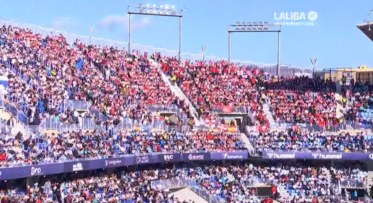 El Desmarque tweet media