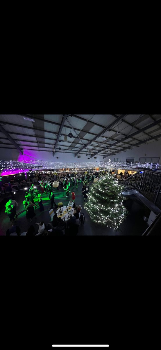 Robert__Douglas's tweet photo. Gordon Cowan Memorial Christmas Ball
£9850 raised  for The Beatson Cancer Charity 
Taking us to £518,850 in Gordon's memory 
💛🖤
Thank you everyone for supporting our events https://t.co/8jw7cIg9yy