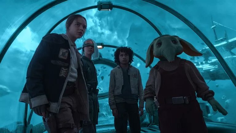 starwarsholonet's tweet photo. Pour cette fin de dimanche, on vous propose de revenir sur les 2 premiers épisodes de #SkeletonCrew, avec les fiches tirées de ces épisodes et écrites par @DarkSekot
Ainsi qu avec l'avis de membres du site sur ce début d'aventure.
=>https://t.co/Yqosxjvd76 https://t.co/dcqPfnqxVF