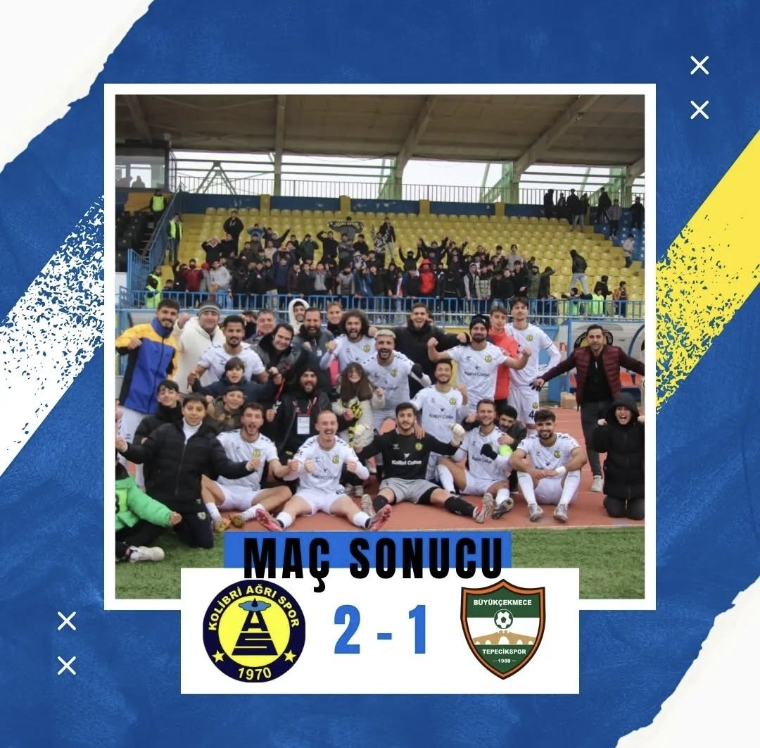 AGRISPOR_04's tweet photo. 3 Puan Bizim
Tebrikler Çoçuklar 💙💛💙💛
#AĞRISPOR https://t.co/dSKFW7p0Xm