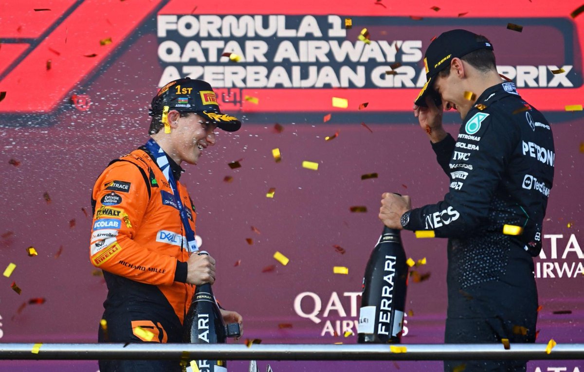 TearOffFR's tweet photo. MERCI pour cette saison de folie messieurs ! On a hâte d'être à l'année prochaine ! ���� ❤️

#F1 #AbuDhabiGP