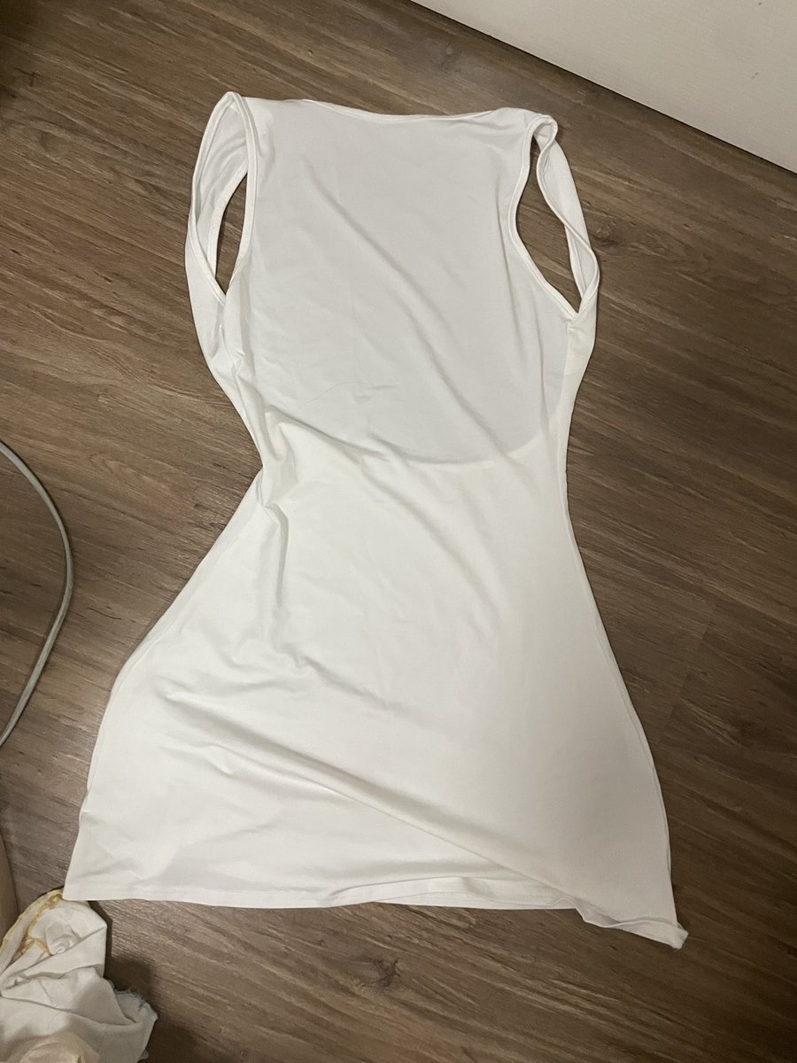 danikafont's tweet photo. กระโปรงสายฝออ เคยลองครั้งเดียว 140 บาท  ค่าส่ง 40 บาท #ส่งต่อ #ส่งต่อเสื้อผ้ามือสอง #เสื้อผ้ามือสอง #ส่งต่อเสื้อผ้า #โล๊ะตู้มือสอง https://t.co/HFiLQfcbGH