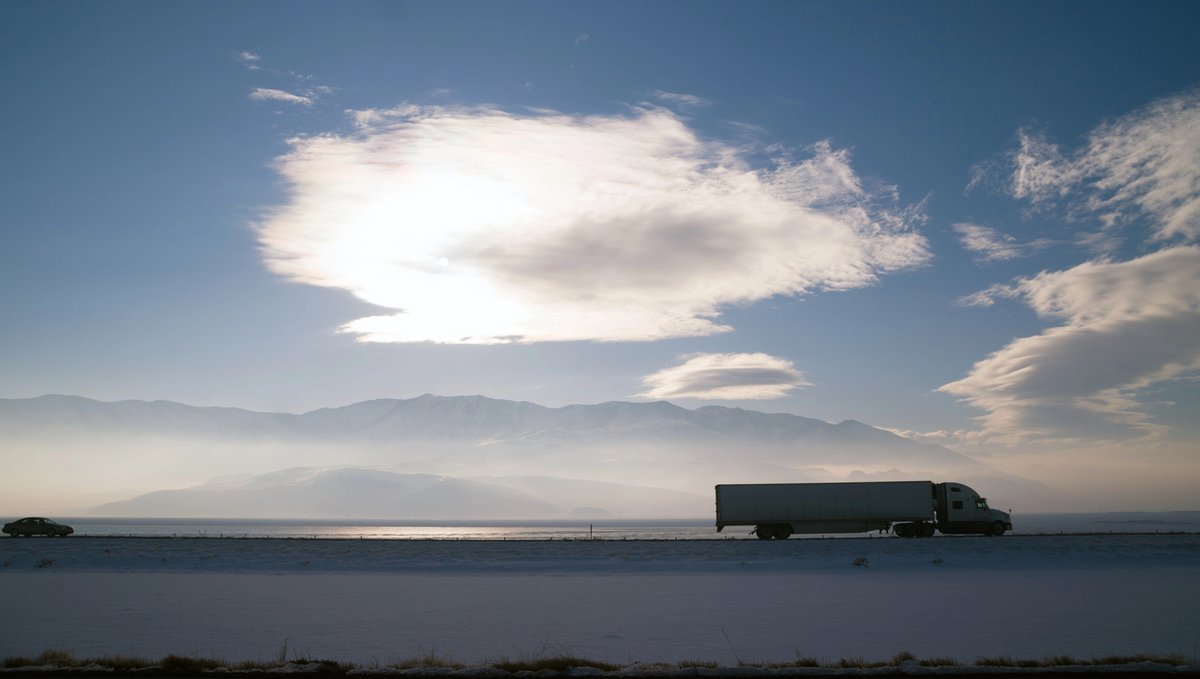 America1JAX's tweet photo. 🚛❄️ Is your fleet ready to take on winter weather? ❄️🚛

Don’t let snow, ice, and freezing temps slow down your operations. From pre-winter inspections to winter-grade fluids, we've got the tips you need to keep your fleet moving and avoid delays! 🚨

👉🏽 https://t.co/EwyFubrBQo https://t.co/7qa8zaIvrT