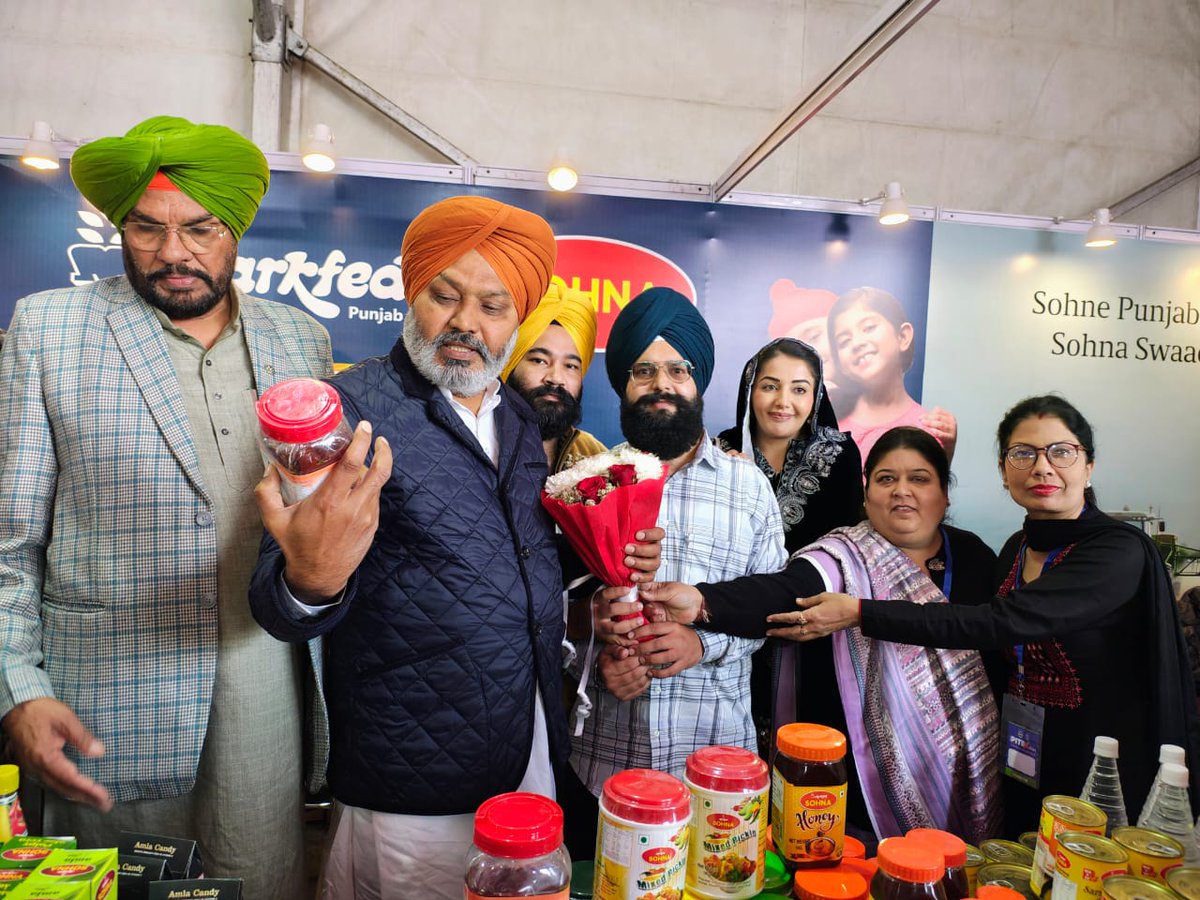 SOHNA_Markfed's tweet photo. Weโre here till 9th Decemberโdonโt just hear about it, be part of it!
๐Ranjit Avenue, Amritsar
See you soon! ๐
#MarkfedSOHNA #PunjabPride #Pitex2024 #Amritsar #HealthyLiving https://t.co/ymOmF95dPF