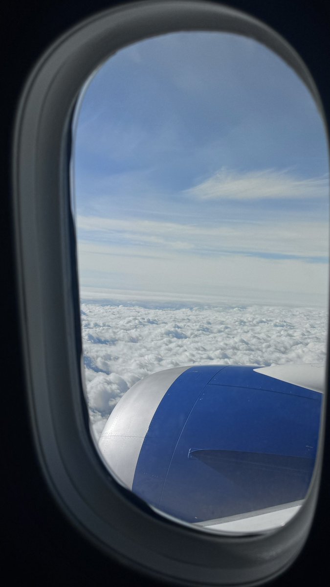 BhattFoundation's tweet image. Thank you @united for the outstanding flight service from @BrusselsAirport to @EWRairport special thanks to my favorite inflight crew for making the journey exceptional and to the smooth-flying @BoeingAirplanes B787-10 for the perfect landing with @UnitedPilots 🇺🇸✈️🍽️🍷🛬