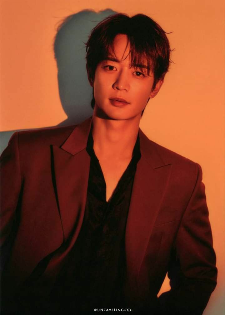 suryon12091994's tweet photo. Чхве Минхо. 33 годика. 🌹😍

#choiminho #flamingcharisma #itsminhoday #minhoday #MINHO #happyminhoday @shinee https://t.co/IjOrPz1XcX