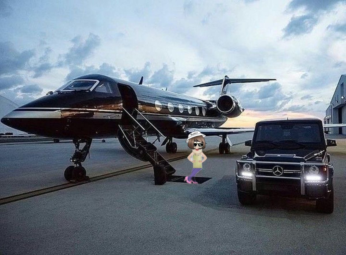 leeky_minaj's tweet photo. Look at my private jet and my G-class mercedes
I'm rich !!
#leeky #leekyminaj #memecoins https://t.co/xAkYEqmtFw