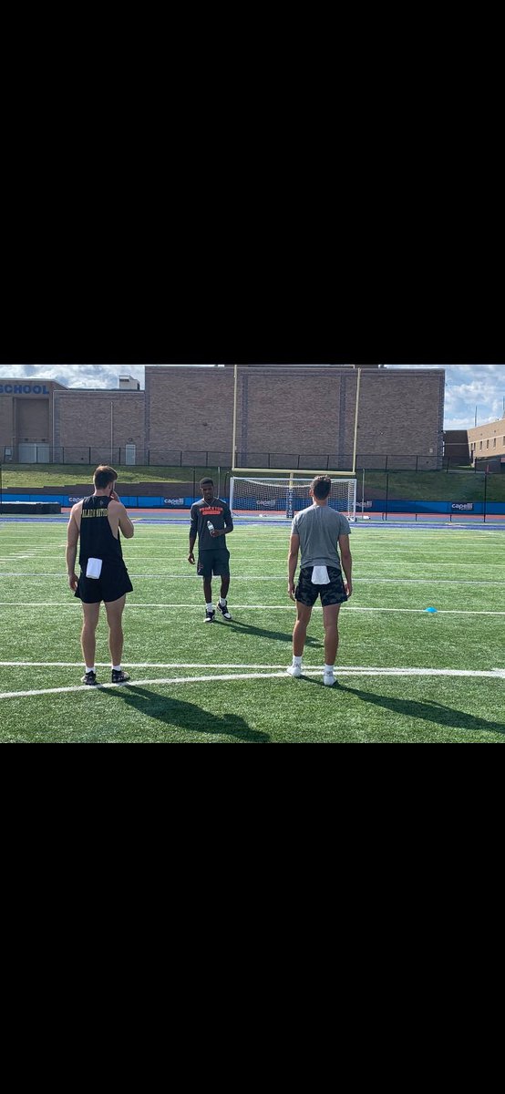 Coach Colón tweet media