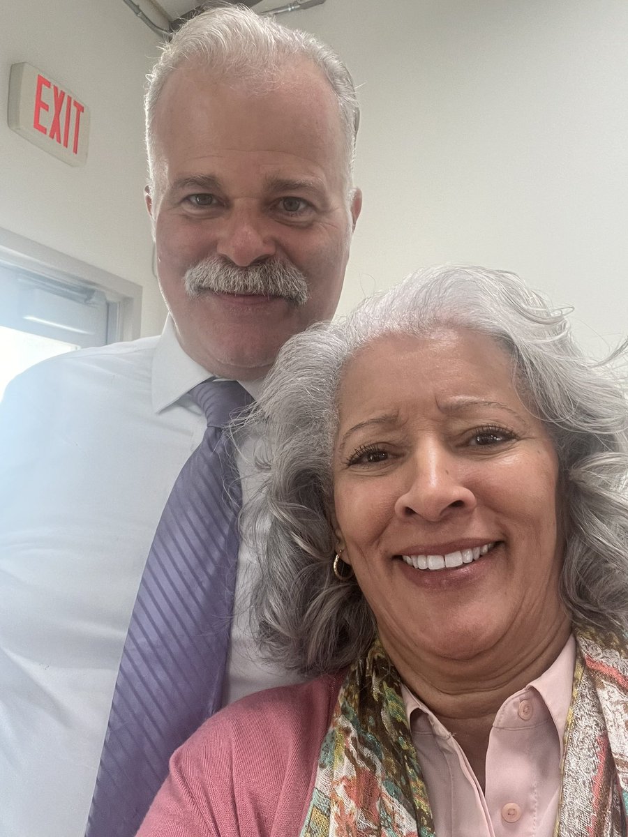StarlaParr99346's tweet photo. Meet my on-screen husband, Frank Krueger! It was such a joy sharing the screen with this talented actor for this SAG project. Every moment on set was unforgettable. Stay tuned for this hilarious and heartfelt project. 💍🎥

#OnSetMagic #ActingPartners #SAGProject #StarlaParrish https://t.co/sS0HWfT6yd
