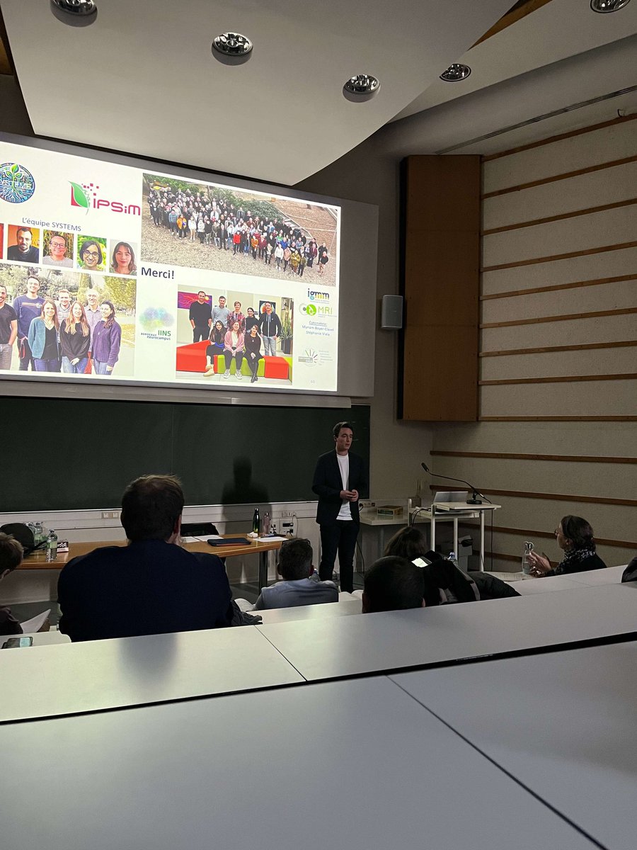 JCourregesPhD's tweet photo. Thesis done, you can call me doctor finally! Let's go for new adventures in 2025
At @IPSiM_fr 
#PhD #done https://t.co/lRevN6gOfI