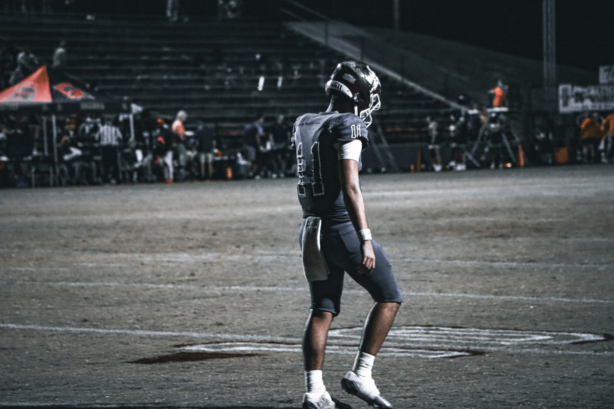 kane_lafortune's tweet photo. Thank you to my friends, family, teammates, coaches, and the Niceville community. It was an honor to lead this team to a 21-5 record and a final four appearance these last 2 years. It was a difficult journey ending with a tough loss but couldn’t have asked for a better team. Finished my career with 
69% completion percentage 
3400+ passing yards
34 total TDs
@Niceville_FB @FLCoachT