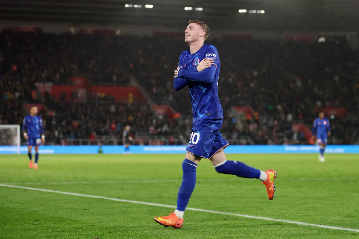 harve65's tweet image. #SPURSCHELSEA 
After giving them a 2 goal lead, we decided to teach them a lesson in how to win a game. Goals from
Enzo( again) a beauty from
Sancho and 2 ice cool penalties from Palmer. I&apos;m effin buziing.💙💙💙💙💙
#cfc #utc #ktbffh #chelsea 
I hate the spuds with a vengeance..