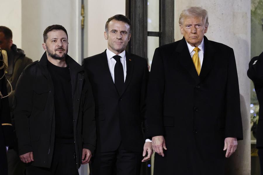XHespanol's tweet photo. Los presidentes #Macron, #Zelensky y #Trump se reúnen en #París para abordar conflicto entre #Rusia y #Ucrania https://t.co/nRoWmoaQuf
#XinhuaNoticias https://t.co/k8AZZKBcaX