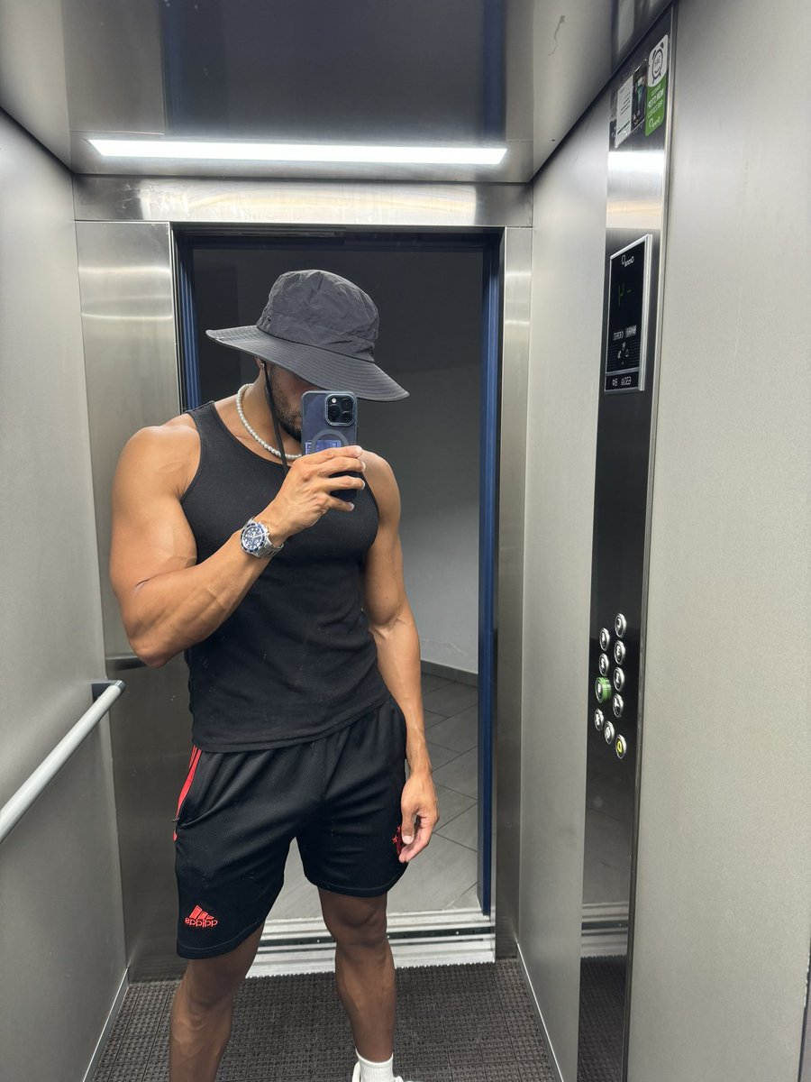 rollpapi tweet media