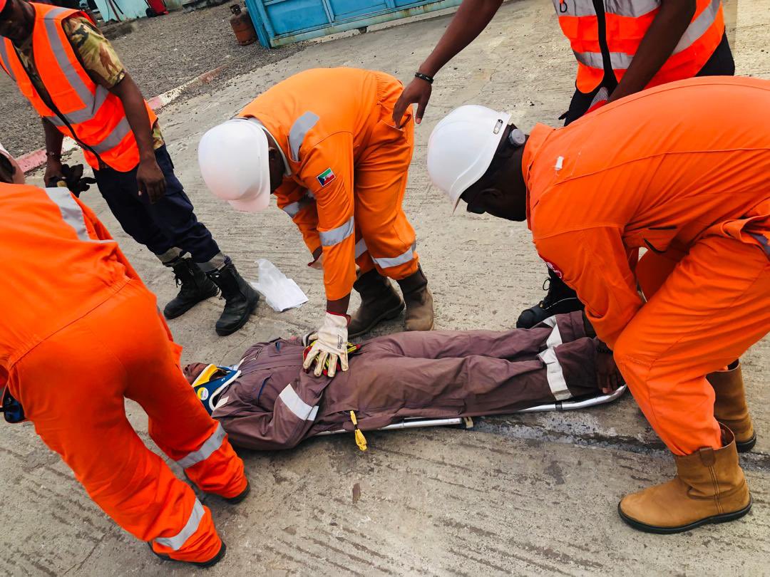 APEX INDUSTRIES S.A tweet media