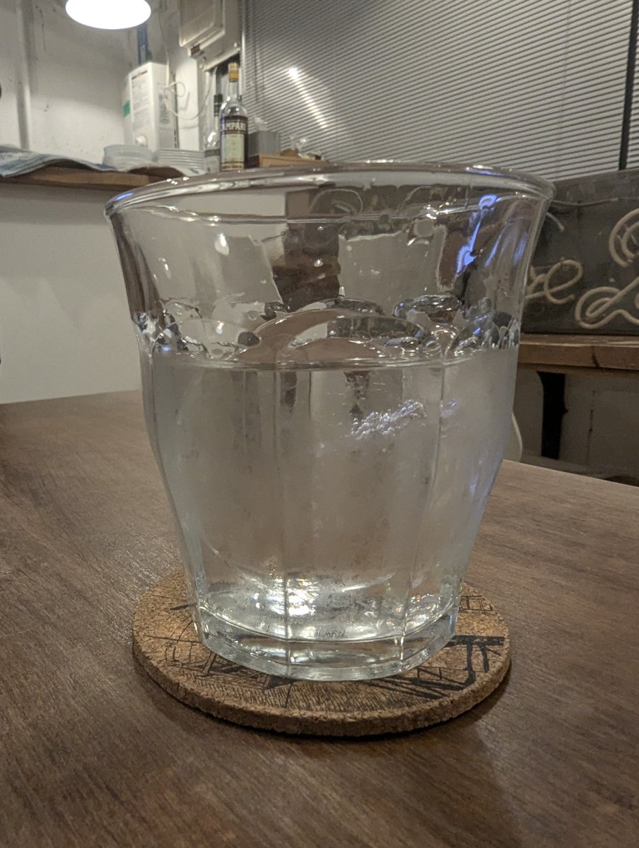 tunao011's tweet image. (焼酎ロック)
(ホットウイスキー)
(ターキー、ジャックダニエルハーフのロック)
It's a drunker
コージーコーヒーが遠い……
#KCAFE
#渡辺浩弐