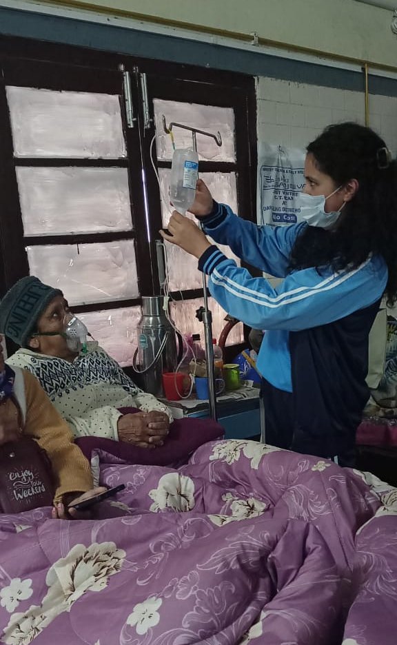 SRBT_College's tweet photo. SRBT College (Govt.Aided) NSS Unit, Darjeeling Conducted intensive Hospital volunteering activities under theme  Ye Diwali MY Bharat Wali.
#YASMinistry
#NSSIndia
#NCTE 
#UGC 
#WBHE 
#WbGovt 
#GTA
#rdnsskolkata
#NYKS
#BSAEU
#BEdCollege
#DiwaliwithMYBharat 
#sevakaeksaal https://t.co/ewGpHM0iyj