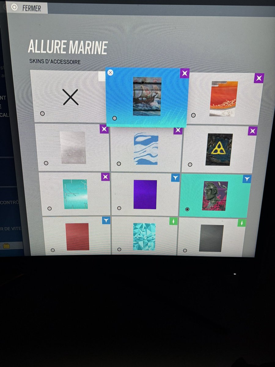 Yxshiroz's tweet photo. Selling acc 

-shaiko skin 
-piranha skin 
-champ 1.0 
-trace chromatique skin accessoires 

Dm open #rt https://t.co/gWSu2Wrbxq