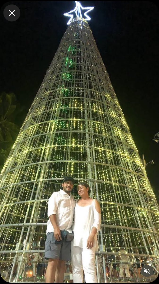 #DondeEstaCamilo #AndresCamiloNoAparece Dios 976 días! Y nadie sabe donde está mi hijo. Otra Navidad triste. Esperando que se haga justicia y se conozca la verdad de lo que pasó con el ingeniero Forestal en Hidroituango, solo quiero encontrarlo esté cómo esté!Nadie debe vivir así