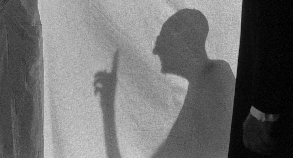 HauntedMovies's tweet photo. 8 1/2 (1963) dir. Federico Fellini https://t.co/thM3ISgy81