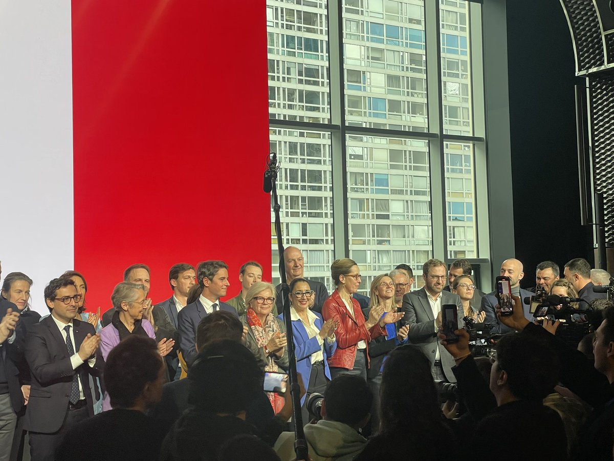 sandy_Enmarche's tweet photo. Au Conseil National 
Renouer avec les idées et l’audace ! Félicitations à @GabrielAttal et @Elisabeth_Borne #NosTerritoiresOntDesIdées #terrain #Engagement #Bretagne #Engagements https://t.co/OJN1kvLjP0