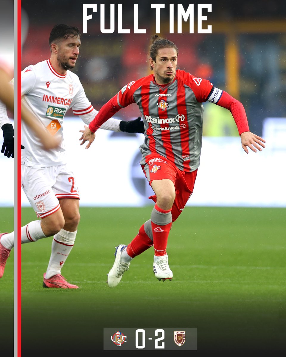 USCremonese's tweet photo. FULL TIME
🏆 Serie BKT
⚽ Cremonese-Reggiana 0⃣-2⃣
⌛🔚 Grigiorossi sconfitti allo Zini, decisive le reti di Vergara e Vido
🖊️https://t.co/Juk4Y5IhF8
#AmarsiAncora #forzagrigiorossi #daiCremo #SerieBKT #CreReg https://t.co/atzlfqvidy