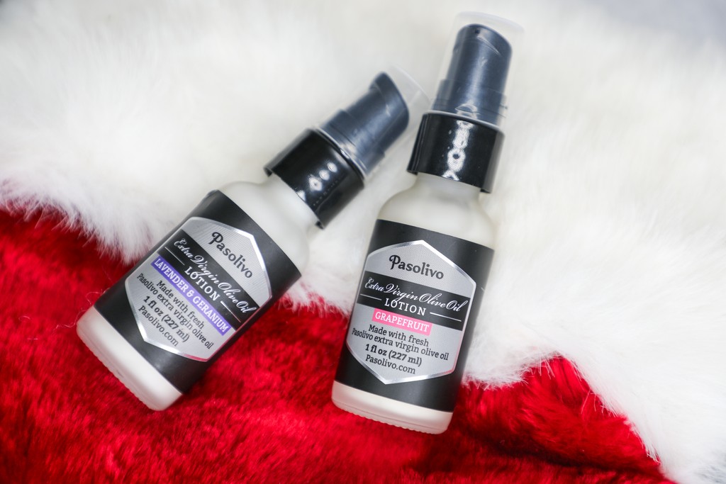 Pasolivo's tweet photo. Stocking stuffers are here to bring the cheer 🎀

Pasolivo mini lotions, bar soap, olive oil &amp; spice sachets, honey dippers, tea diffusers, and more are available on our site. Bring the magic to every stocking this season — shop your favorites now! #stockingstuffers #oliveoil https://t.co/l0U2N3pspB