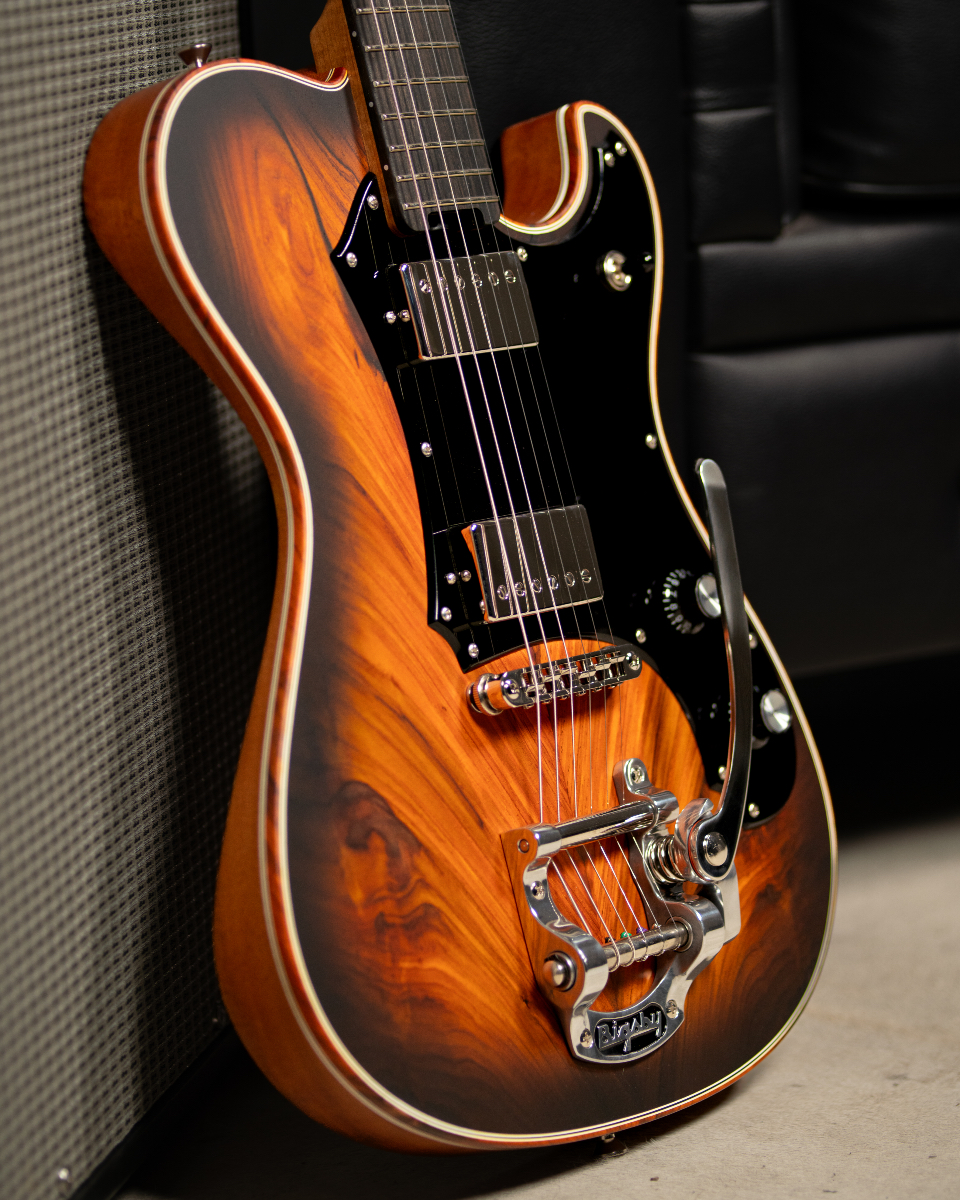 VeritasGuitars's tweet photo. Sunday well spentโ How are you wrapping up the weekend?
#veritasguitars #veritascustomguitars #weekendrock https://t.co/stbdhhO4vj