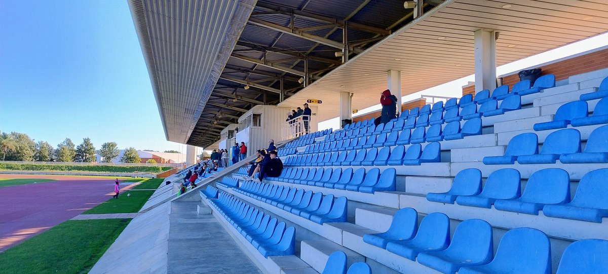 CesarRayano's tweet photo. Liga MAXFINANCE Interior
2ª Jornada do Campeonato Distrital da #AFPortalegre aproveito para ver jogar a equipa de #PonteDeSor e marcar presença em mais um estádio.
Eléctrico FC ✖️ GDR Gafetense
🏟️ 𝘔𝘶𝘯𝘪𝘤𝘪𝘱𝘢𝘭 𝘥𝘦 𝘗𝘰𝘯𝘵𝘦 𝘥𝘦 𝘚𝘰𝘳
#Gáfete #Portalegre #AltoAlentejo https://t.co/7kviuTNQQk