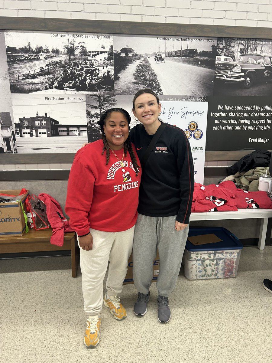 Pick up a conference road win yesterday, get out and Shop with a Guin today 🐧🎁

#GoGuins #familY