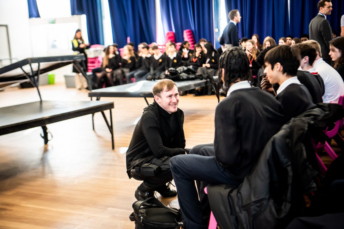 Box Clever (@clevertheatre) on Twitter photo Last chance to sign up for Box Clever's #OutOfTheBox sessions - an introduction to theatre-making for youths 🎭🎬🎤
If you're 14-19 y/o, based in Lincolnshire and interested in performance, join the rehearsals of #MACBETH at <a href="/louthplaygoers/">Louth Playgoers Riverhead Theatre</a> on 16 Dec Monday 5PM-6.30PM BST. Last chance to sign up for Box Clever's #OutOfTheBox sessions - an introduction to theatre-making for youths 🎭🎬🎤
If you're 14-19 y/o, based in Lincolnshire and interested in performance, join the rehearsals of #MACBETH at <a href="/louthplaygoers/">Louth Playgoers Riverhead Theatre</a> on 16 Dec Monday 5PM-6.30PM BST.