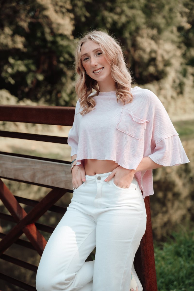 kaminski_lea's tweet photo. #seniorsunday https://t.co/QckSBuDQPB