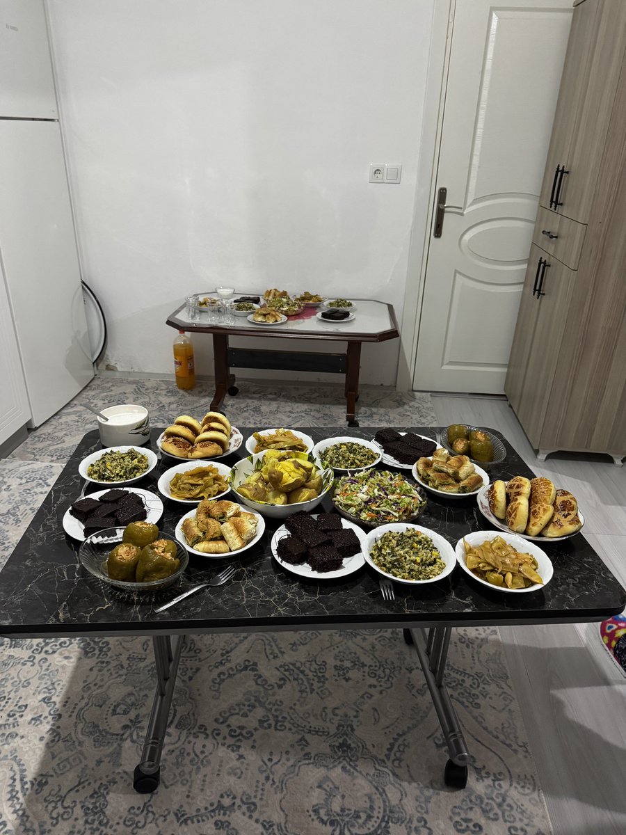 Arkadaki de hala doluyo farkındaysanız (karadeniz misafirlikleri)