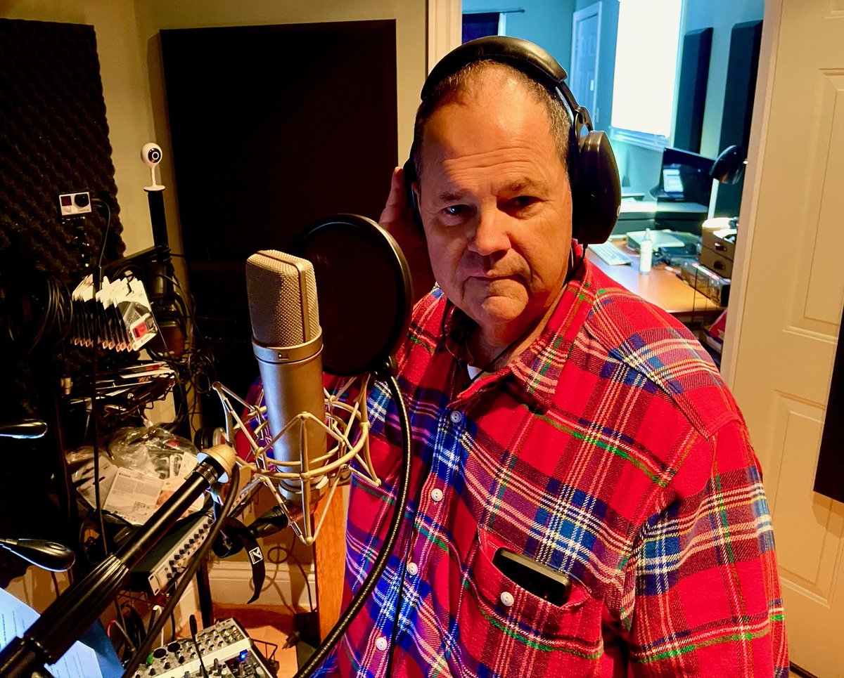 JeffOrsonMusic's tweet photo. Back in the studio working on a new tune https://t.co/LfJUgljq2C