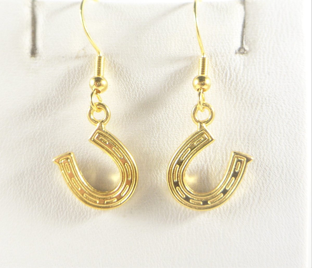 valroseshowers's tweet photo. Horseshoe Earrings Lucky Horse Shoe Earrings  Gold Equestrian Earrings Western Rodeo Earrings Horseshoe Jewelry Equestrian Gift for Her https://t.co/bZLTHt1mjD #EtsySeller #NewMexico #EtsyShop #SantaFe #EquestrianGift https://t.co/sLQbUdeilr