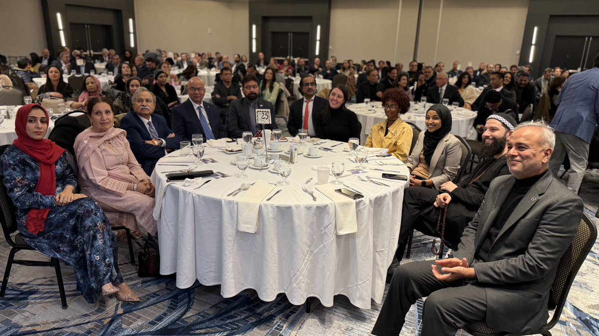 UrduNewsUSA1's tweet photo. Congresswoman @Ilhan addressing @appac_usa gala dinner 2024 https://t.co/PArt190Jws