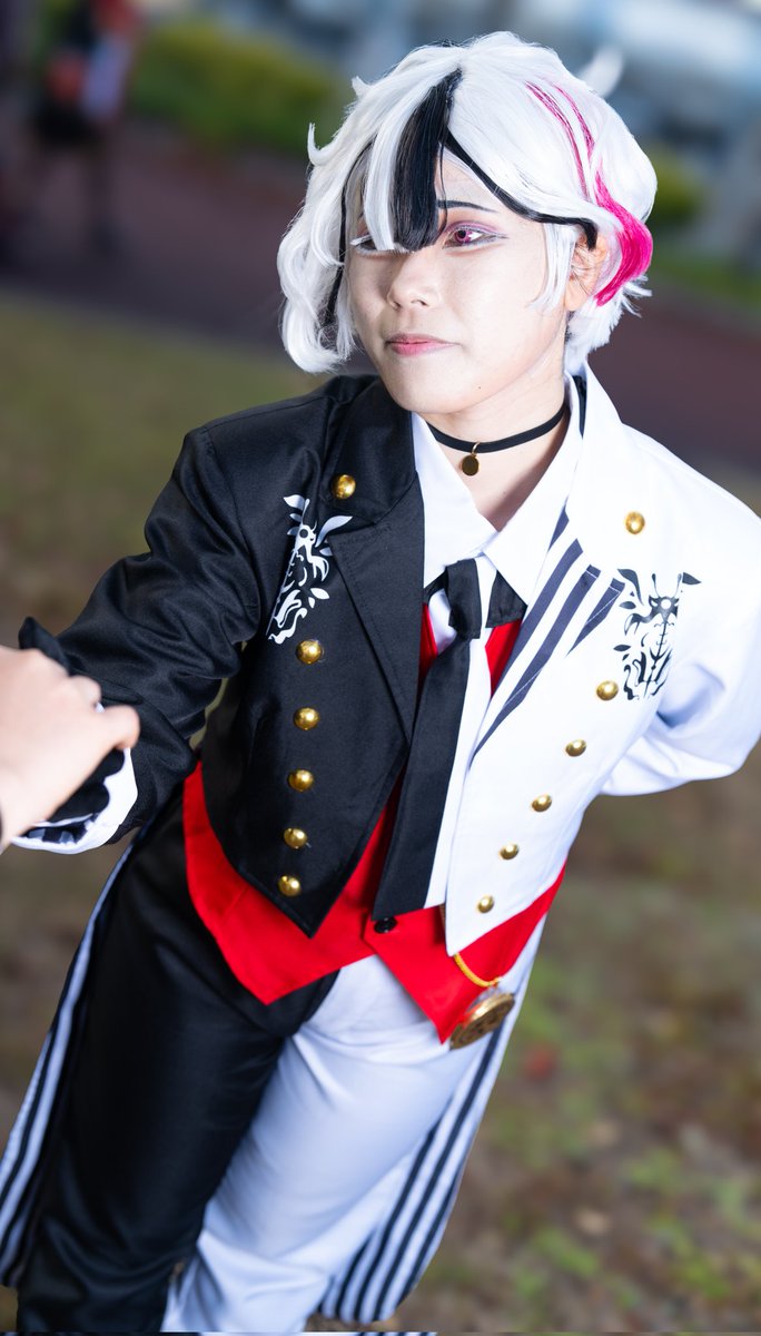 JuijQAK31HyX2Yl's tweet photo. ━━━━━━━━━━━━━━━

主様に忠誠を誓います。

貴女が私を拒まない限り、ずっと傍に居させてください。

私が貴女を守りたいのです…。

━━━━━━━━━━━━━━━

📸：(@ma46_ku)さん
 #KPF  #KPF2024 
 #aknk_cos https://t.co/AzMHuq03Ds