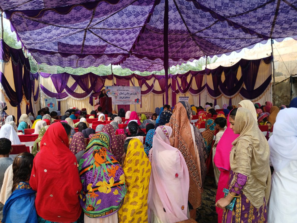 Janodhano's tweet photo. Universal children's day celebrated here at Jacobabad with SHGs under Sartiyan Saath project supported by @kindernothilfe and collaboration with #childprotection unit Sindh 
@AA_stabilisiert @CDFsindh @Welthungerhilfe @UNICEF_Pakistan @RESCUEorg https://t.co/w53bMIk7Ic