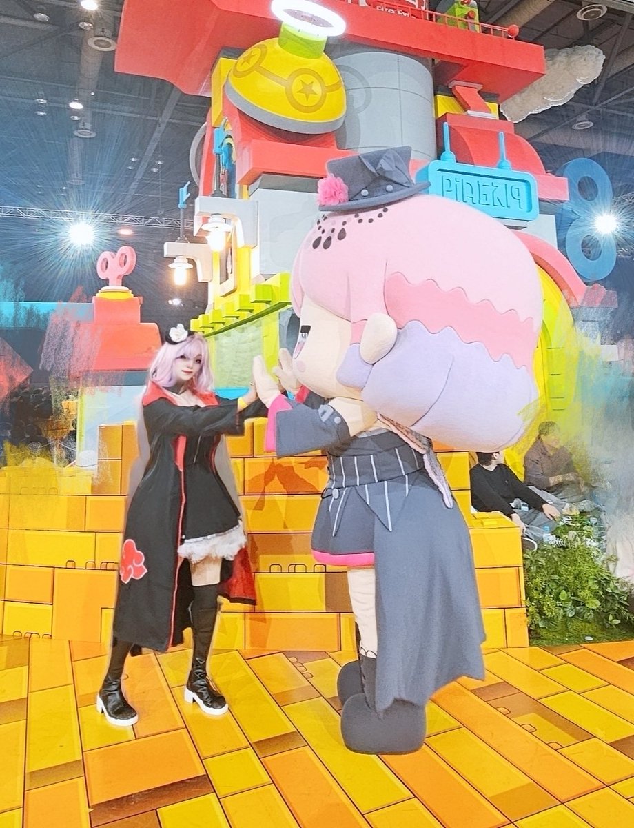cos_hiroame's tweet photo. #메이플 #메이플콘 #Maplestory 
#루시드 #maplecon #메이플콘후기

오프라인행사 제대로 즐긴건 처음인듯하네요
미니게임, 쇼케이스 반응 재밌었고 먹을것도 생각보단 맛있었음! https://t.co/GIgVvcBq1G