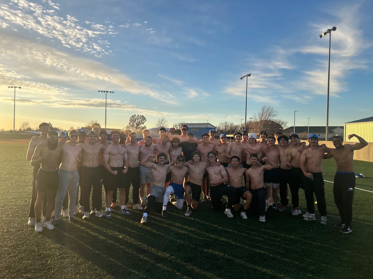 Very proud of the work this group put in this fall and winter! It’s not a finish line but it is definitely a time to stop and look at all the progress being made. Can’t wait to see what the spring holds for these dudes!

#53days
#RollBeavs