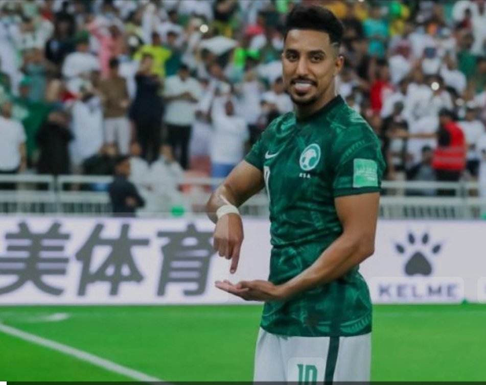 khaled_sam6's tweet photo. جميع تفاصيل بطولة كأس الخليج 26 🔝🏆

• 8 منتخبات مشاركة في مجموعتين
• يتأهل الأول والثاني لنصف النهائي 
—-
مباريات الجولة الأولى:

🗓️ السبت 21 ديسمبر
🇰🇼 الكويت × عمان 🇴🇲 
🇶🇦 قطر × الإمارات 🇦🇪 

🗓️ الأحد 22 ديسمبر
🇸🇦 السعودية × البحرين 🇧🇭 
🇮🇶 العراق × اليمن 🇾🇪 
—-
مباريات الجولة الثانية:

🗓️ الثلاثاء 24 ديسمبر
🇰🇼 الكويت × الإمارات 🇦🇪 
🇶🇦 قطر × عمان 🇴🇲 

🗓️ الاربعاء 25 ديسمبر
🇸🇦 السعودية × اليمن 🇾🇪 
🇮🇶 العراق × البحرين 🇧🇭 
—-
مباريات الجولة الثالثة:

🗓️ الجمعة 27 ديسمبر
🇰🇼 الكويت × قطر 🇶🇦 
🇦🇪 الإمارات × عمان 🇴🇲 

🗓️ السبت 28 ديسمبر
🇸🇦 السعودية × العراق 🇮🇶 
🇧🇭 البحرين × اليمن 🇾🇪 
—-
مباريات نصف النهائي:

🗓️ الثلاثاء 31 ديسمبر
متصدر 1 × وصيف 2
متصدر 2 × وصيف 1
—-
المباراة النهائية لكأس الخليج يوم الجمعة 3 يناير