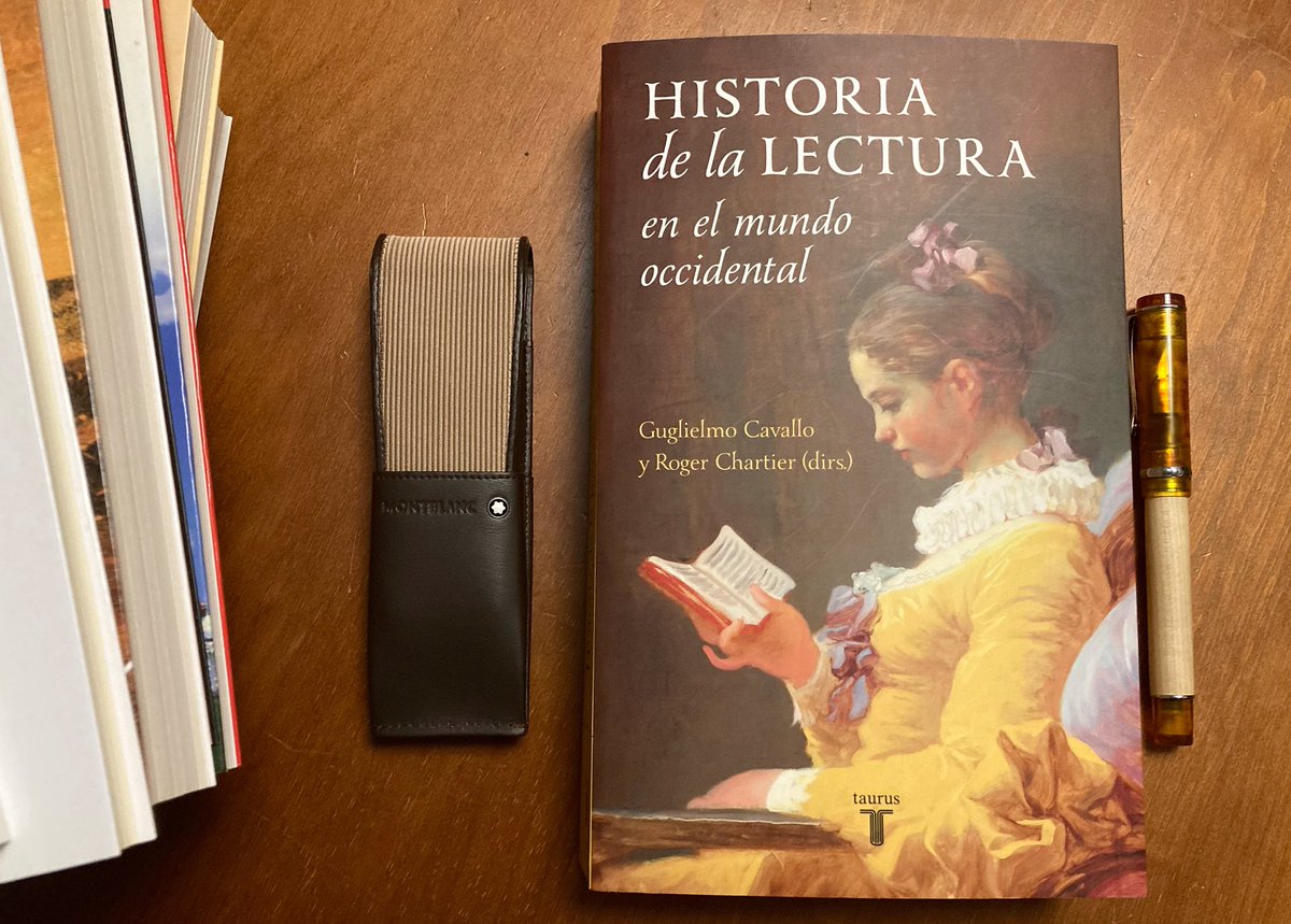 DiegoFMagdaleno's tweet photo. “Al romper el antiguo lazo anudado entre los textos y los objetos, entre los discursos y su materialidad, la revolución digital obliga a una radical revisión de los gestos y las nociones que asociamos con lo escrito”. #RogerChartier. https://t.co/PoGmpzV1Lr