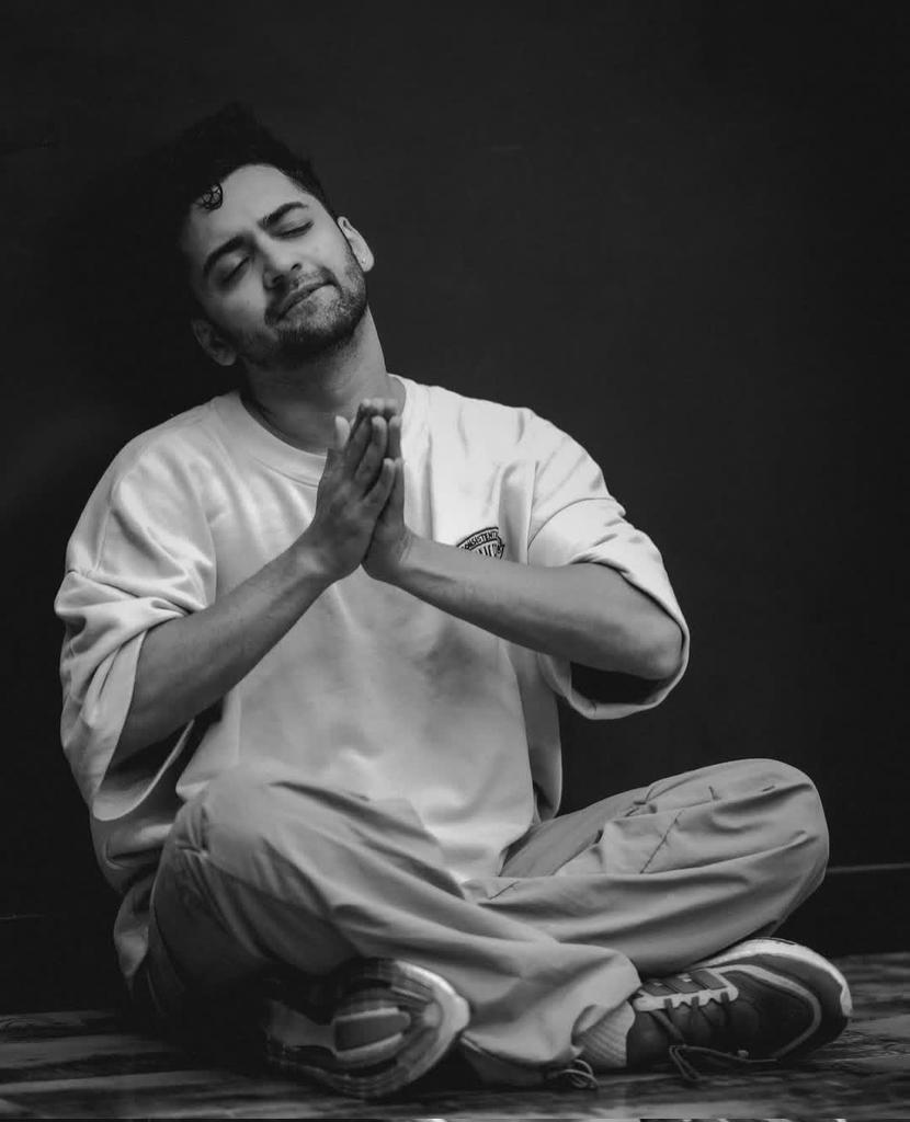 After a long time  we all see our sunshine performance on stage 
Sumedh Rocks ita 2024
<a href="/Beatking_Sumedh/">Sumedh Vasudev Mudgalkar</a> 
#SumedhMudgalkar