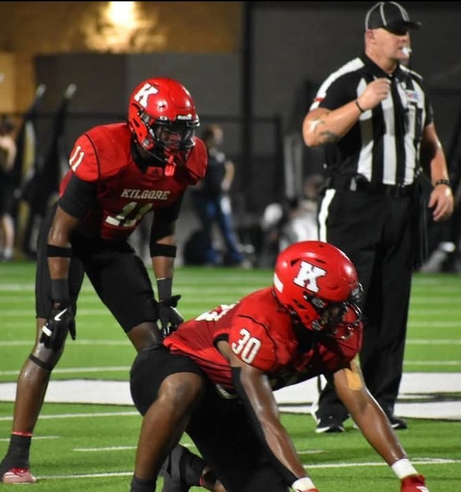 HAJARU7's tweet photo. 2 of the most slept on Linebackers in East Texas:

#11 Perrion Graves (Kilgore)
#31 Kason Brooks (Longview)

#txhsfb #RecruitEastTexas https://t.co/09pGz93Omq