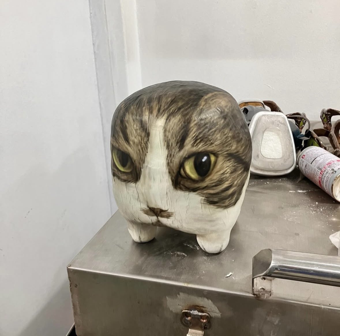 Crypto_rusky's tweet photo. @SolNorsey Rather check this $HIRO CAT https://t.co/cSe4MoIRRB